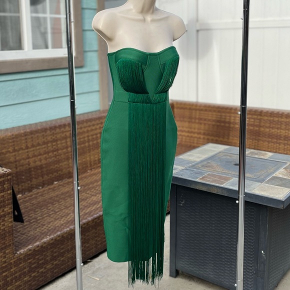 Green Strapless Fringe Dress 🍀 - Picture 6 of 6